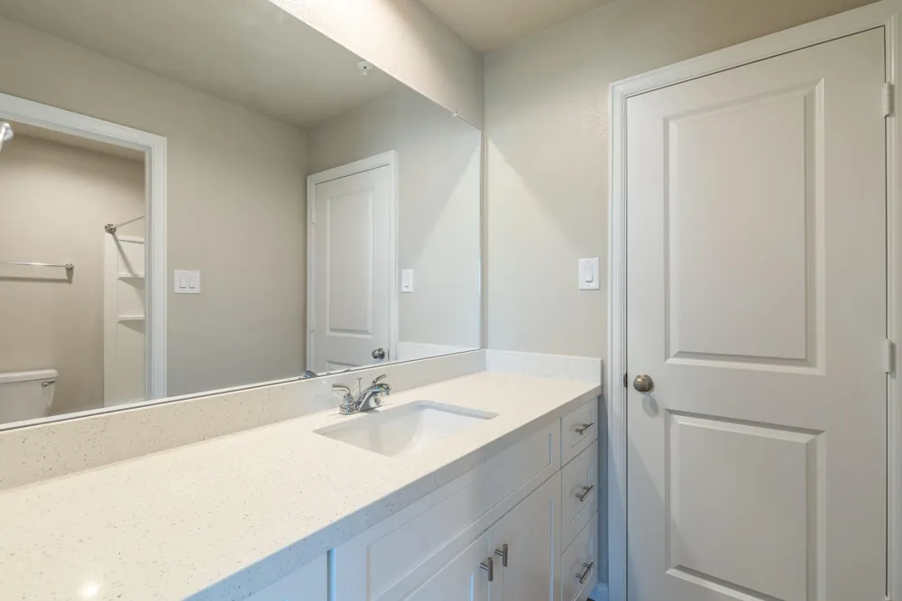 231 Park Place Circle #D Waller, TX 77484