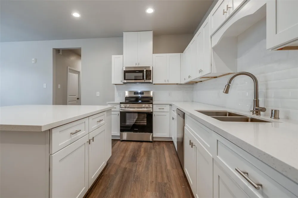 137 Park Place Circle #A Waller, TX 77484