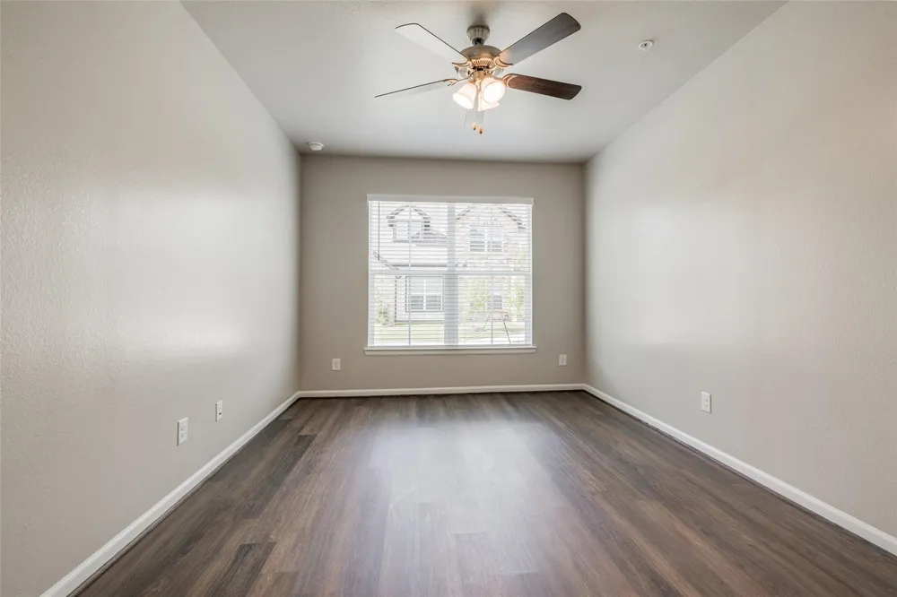 137 Park Place Circle #A Waller, TX 77484