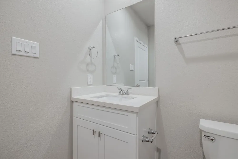 137 Park Place Circle #A Waller, TX 77484