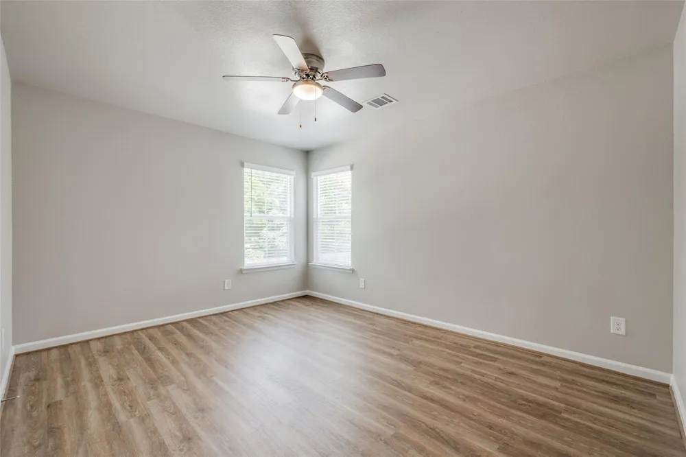 211 Park Place Circle #D Waller, TX 77484