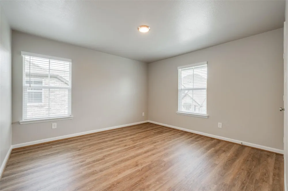 211 Park Place Circle #D Waller, TX 77484