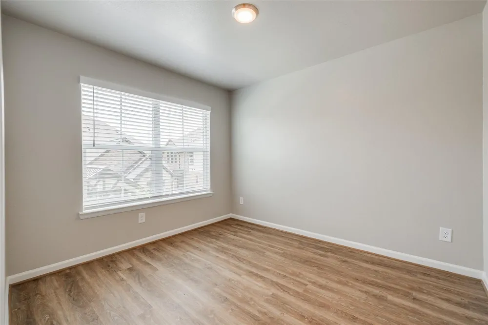 211 Park Place Circle #D Waller, TX 77484