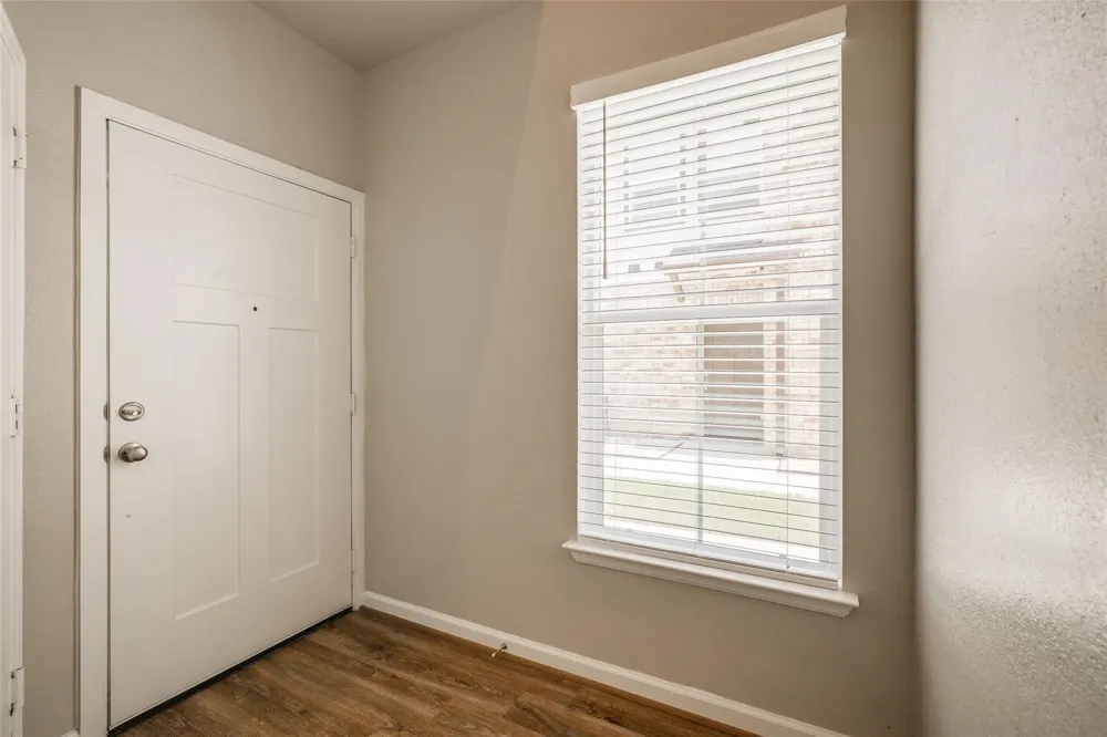 211 Park Place Circle #D Waller, TX 77484