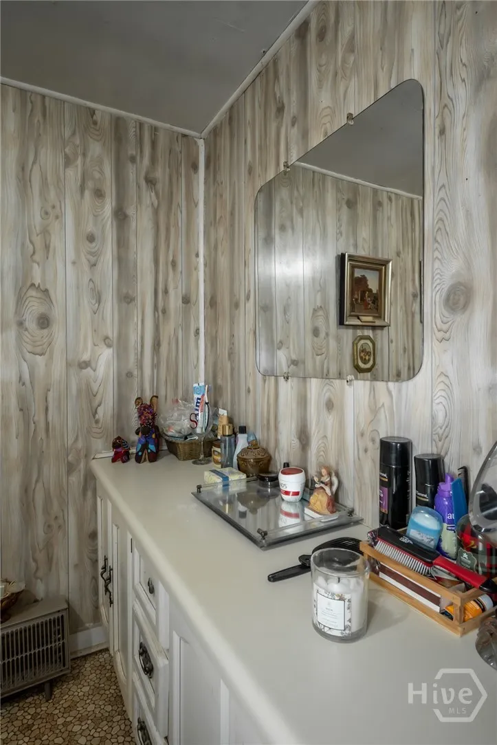 6484 Jefferson River Road Athens, GA 30607