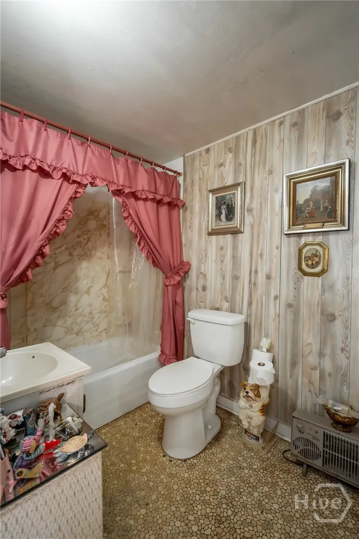 6484 Jefferson River Road Athens, GA 30607