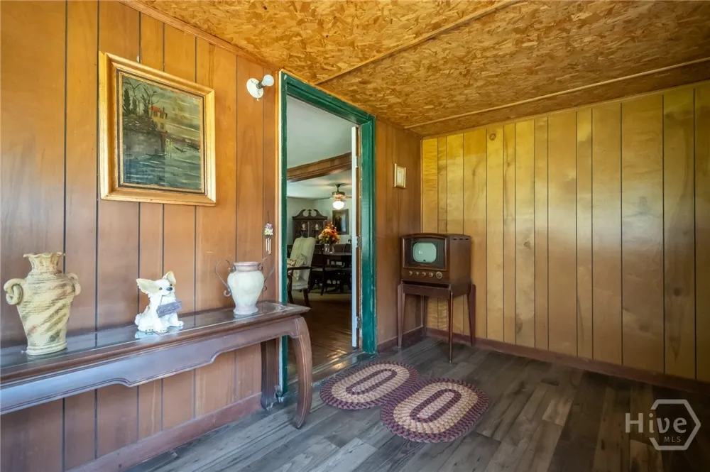 6484 Jefferson River Road Athens, GA 30607