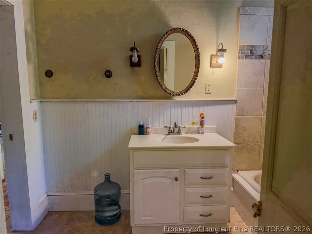 602 E Gertrude Street Fairmont, NC 28340