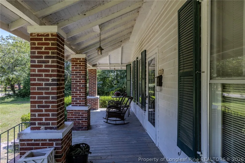 602 E Gertrude Street Fairmont, NC 28340