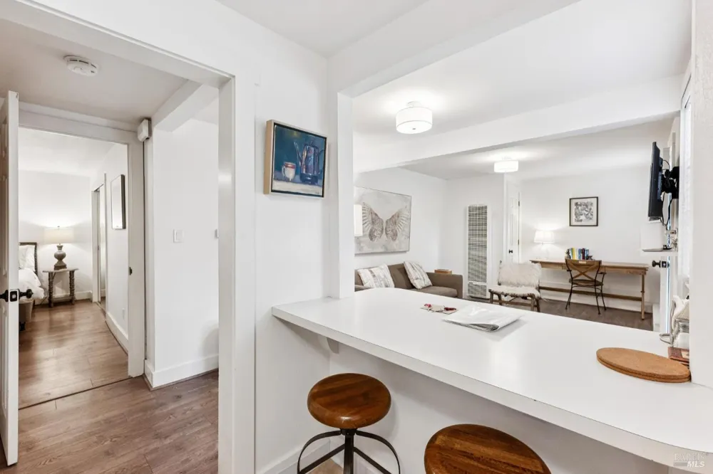 34 Sunnyside Avenue Mill Valley, CA 94941