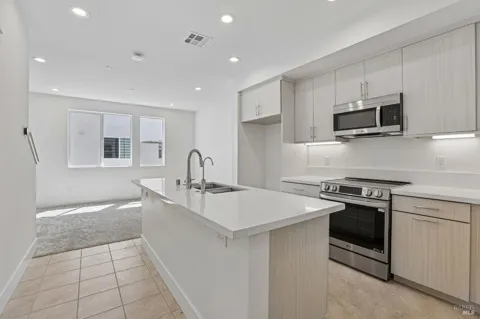 1757 Capulet Drive