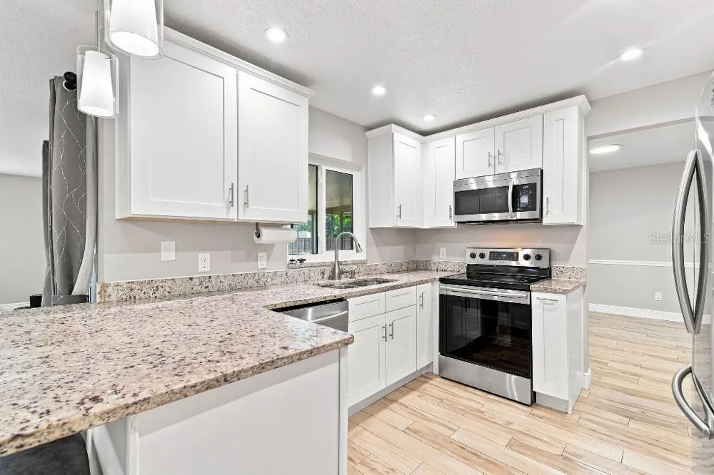 1660 GLADIOLAS DRIVE Winter Park, FL 32792