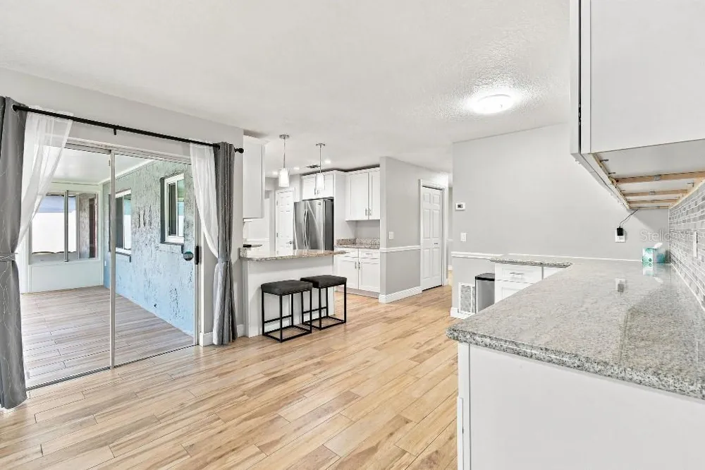 1660 GLADIOLAS DRIVE Winter Park, FL 32792