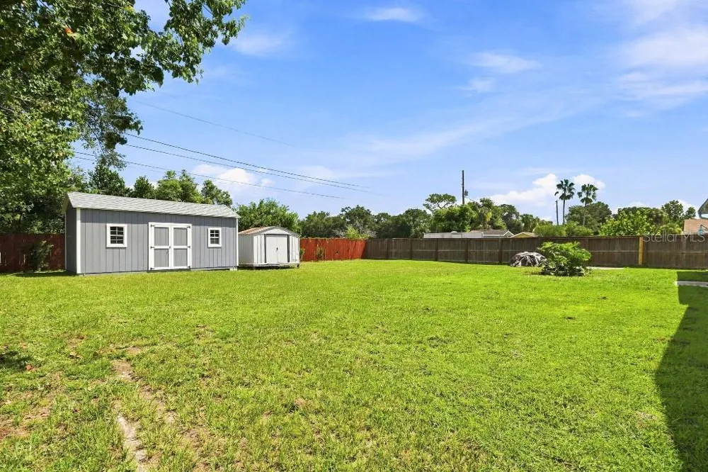 1660 GLADIOLAS DRIVE Winter Park, FL 32792