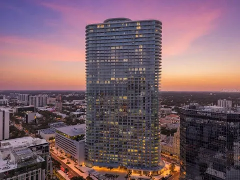 400 CENTRAL AVENUE #3706