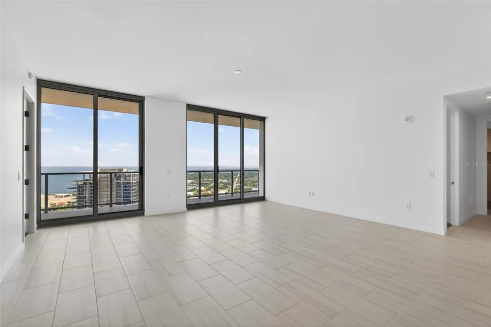 400 CENTRAL AVENUE #3706 St Petersburg, FL 33701