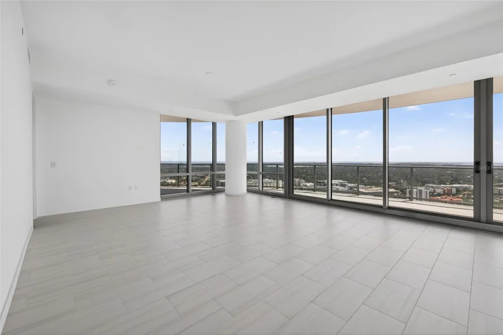 400 CENTRAL AVENUE #3706 St Petersburg, FL 33701