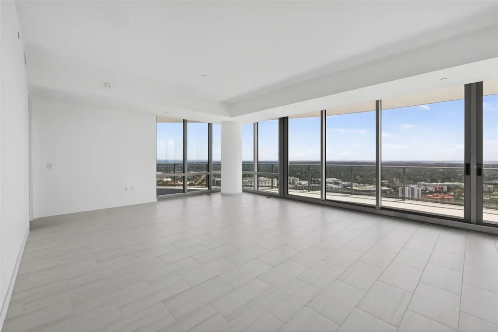 400 CENTRAL AVENUE #3706 St Petersburg, FL 33701