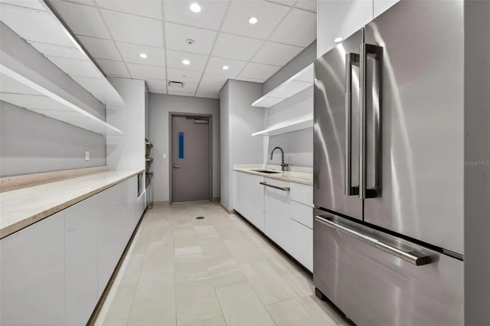 400 CENTRAL AVENUE #3706 St Petersburg, FL 33701