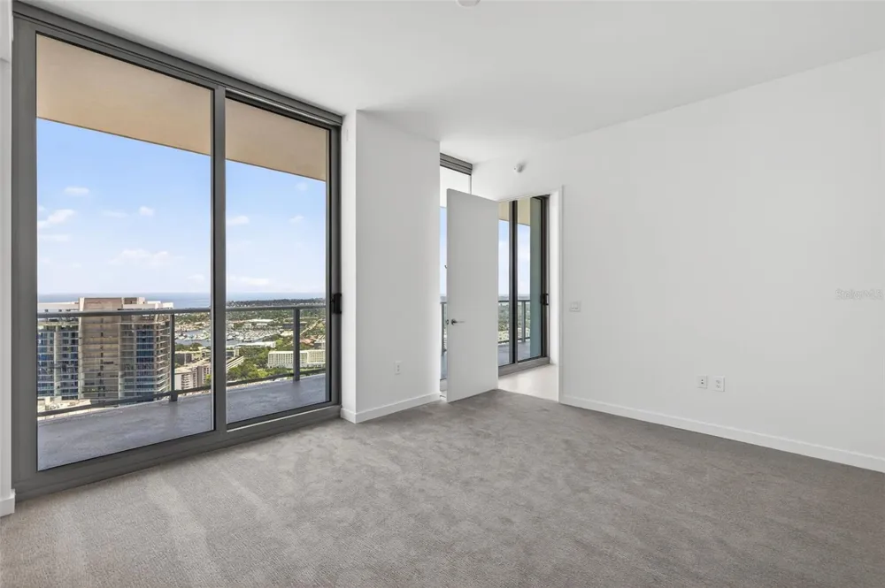 400 CENTRAL AVENUE #3706 St Petersburg, FL 33701