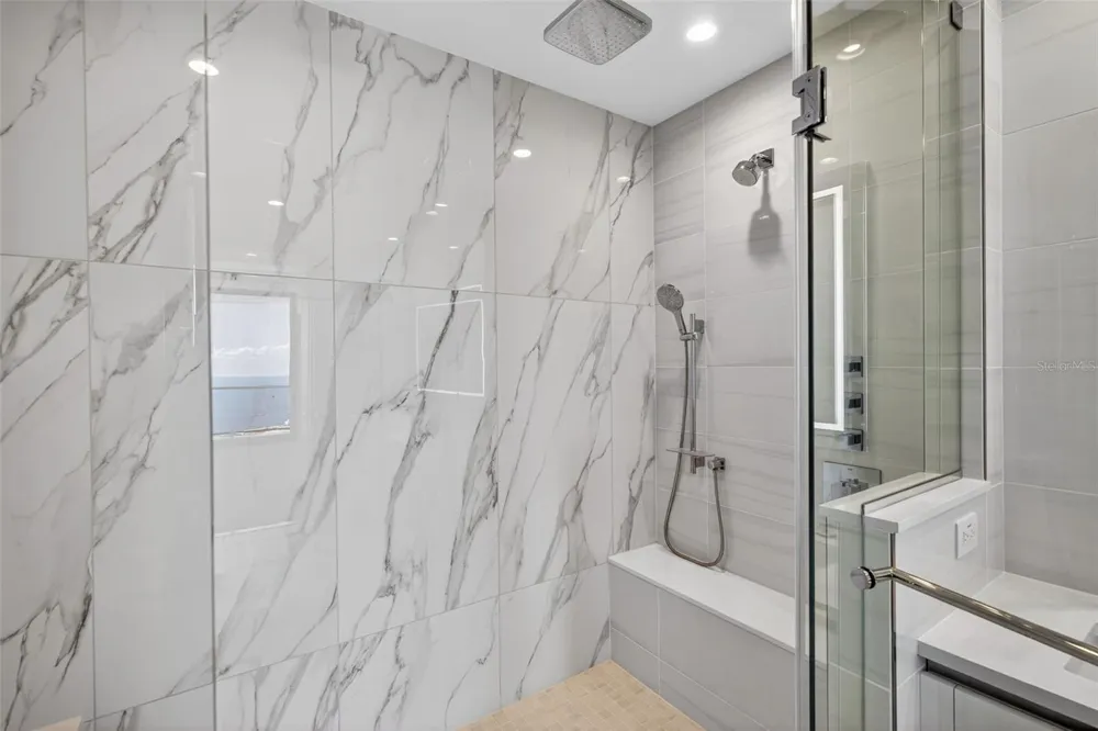 400 CENTRAL AVENUE #3706 St Petersburg, FL 33701