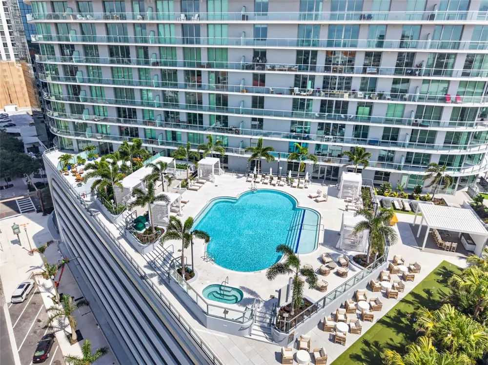 400 CENTRAL AVENUE #3706 St Petersburg, FL 33701