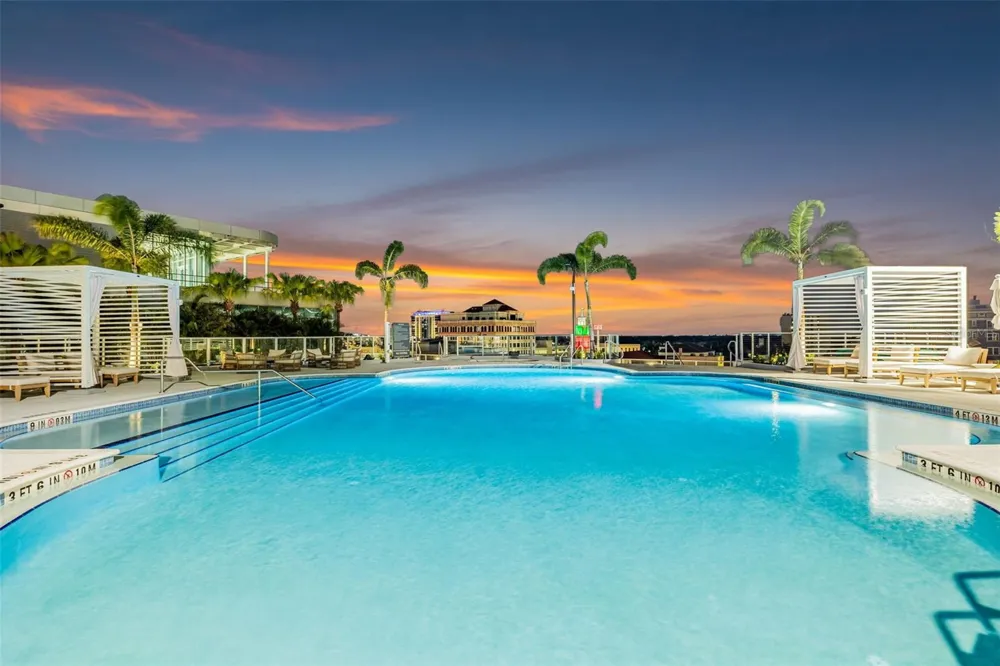 400 CENTRAL AVENUE #3706 St Petersburg, FL 33701