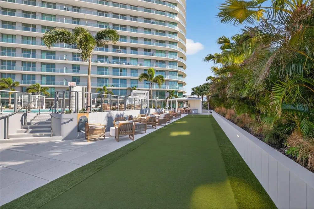 400 CENTRAL AVENUE #3706 St Petersburg, FL 33701
