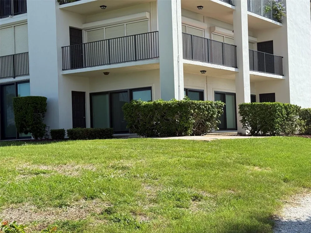 306 MARINER DRIVE #306 Tarpon Springs, FL 34689