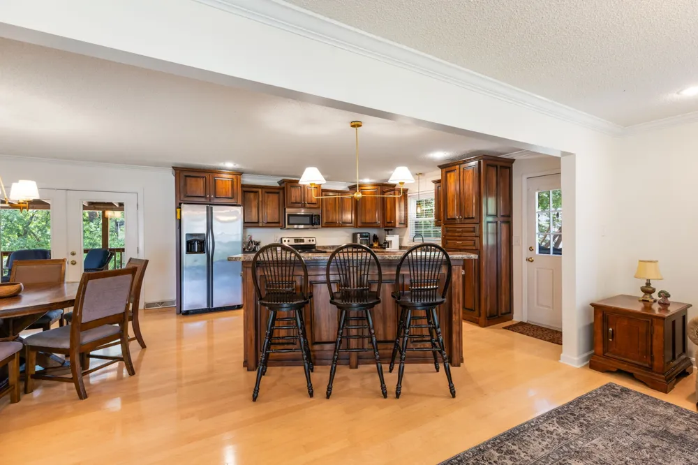 682 Midway St Lewisburg, TN 37091