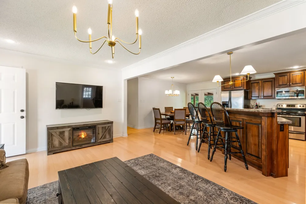 682 Midway St Lewisburg, TN 37091