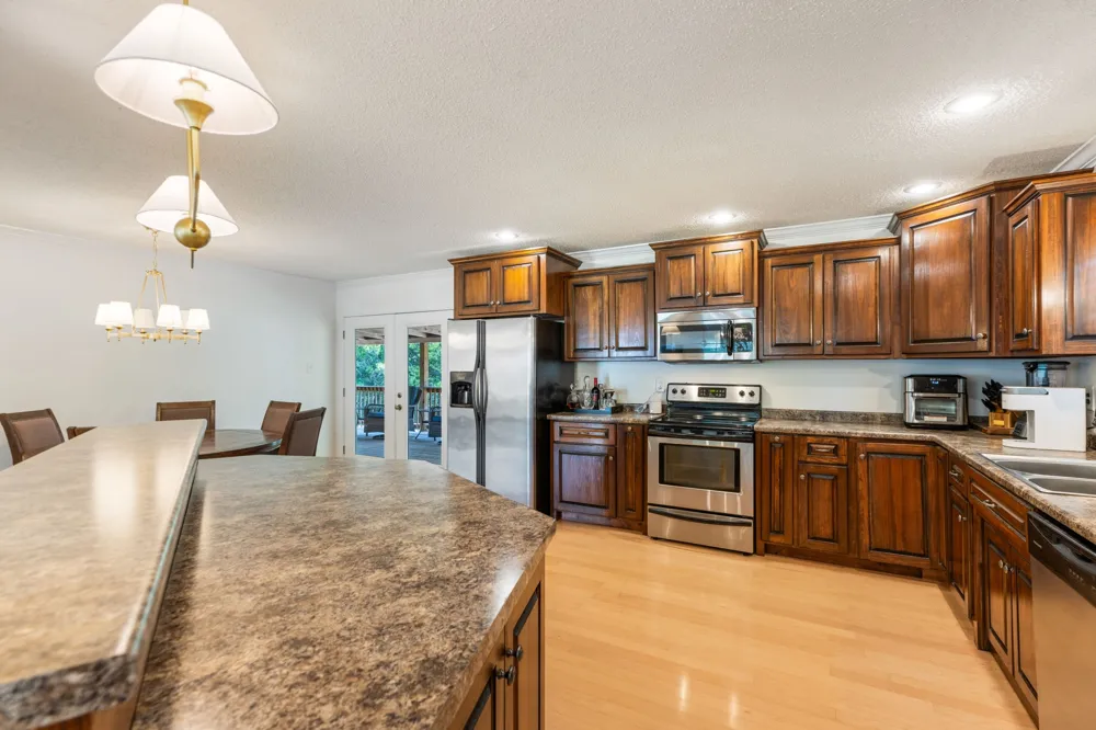 682 Midway St Lewisburg, TN 37091