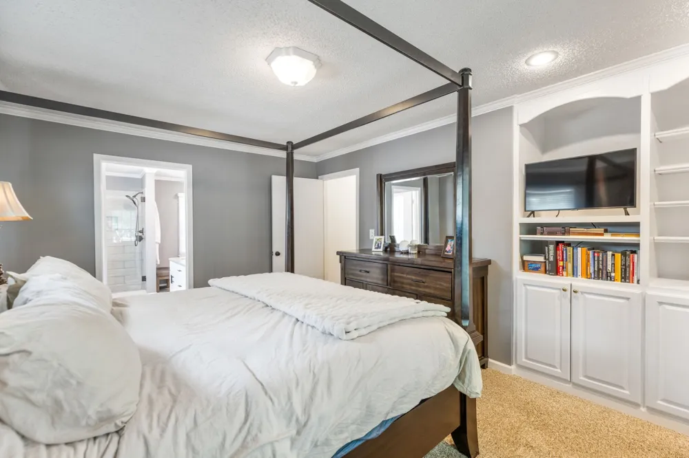 682 Midway St Lewisburg, TN 37091
