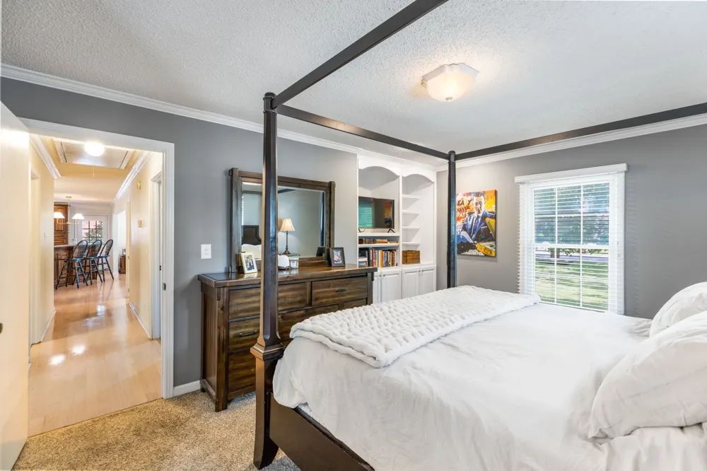 682 Midway St Lewisburg, TN 37091