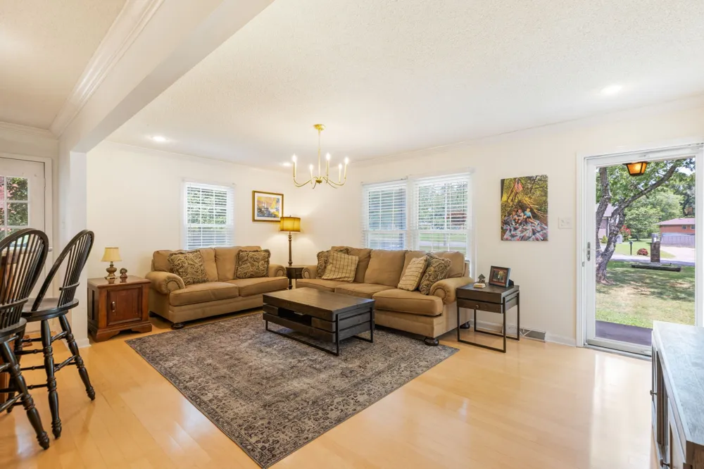 682 Midway St Lewisburg, TN 37091