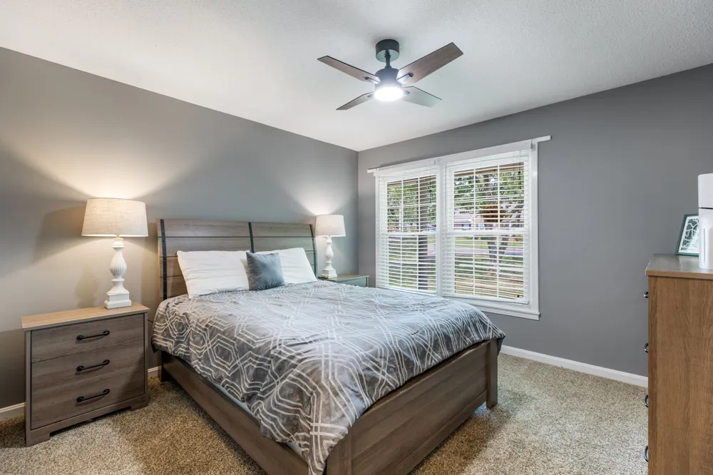 682 Midway St Lewisburg, TN 37091