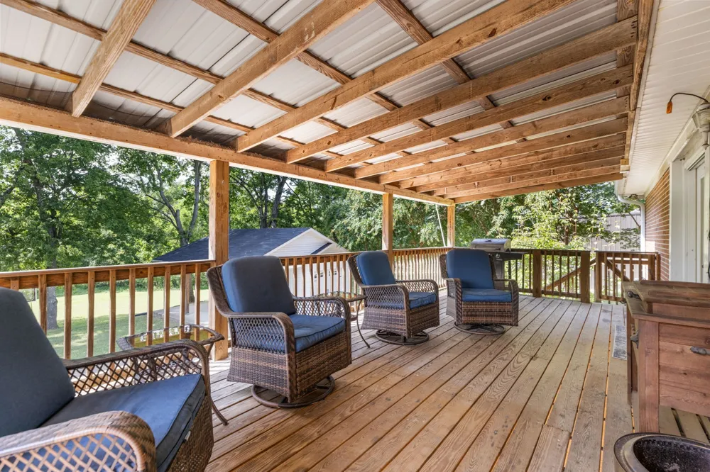 682 Midway St Lewisburg, TN 37091