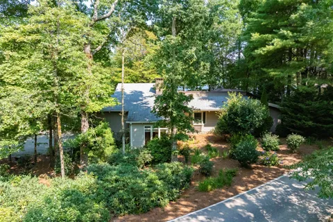 73 Lake Point Drive
