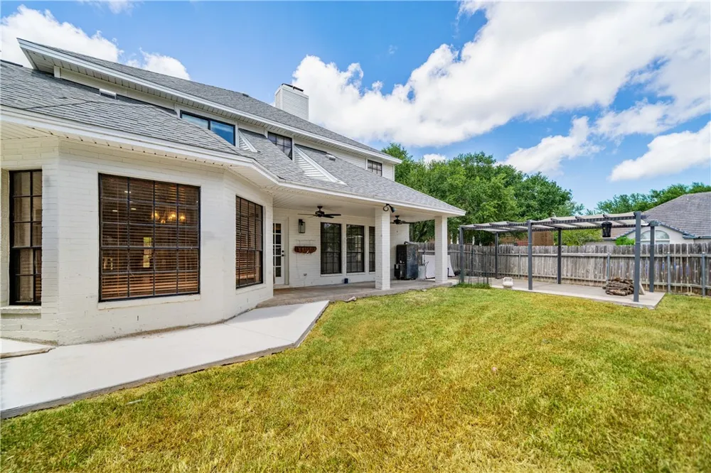 7402 Lugano Drive Corpus Christi, TX 78413