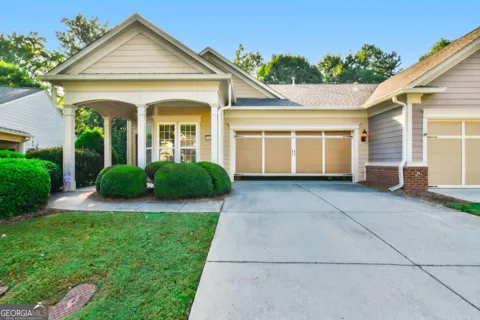 6136 Longleaf DR