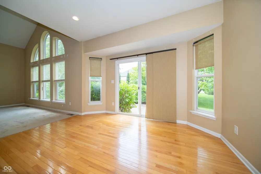 10539 Saddlestone Drive Fishers, IN 46040