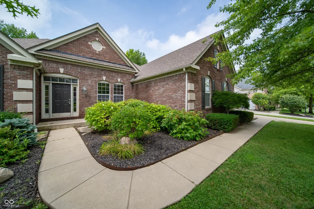 10539 Saddlestone Drive Fishers, IN 46040