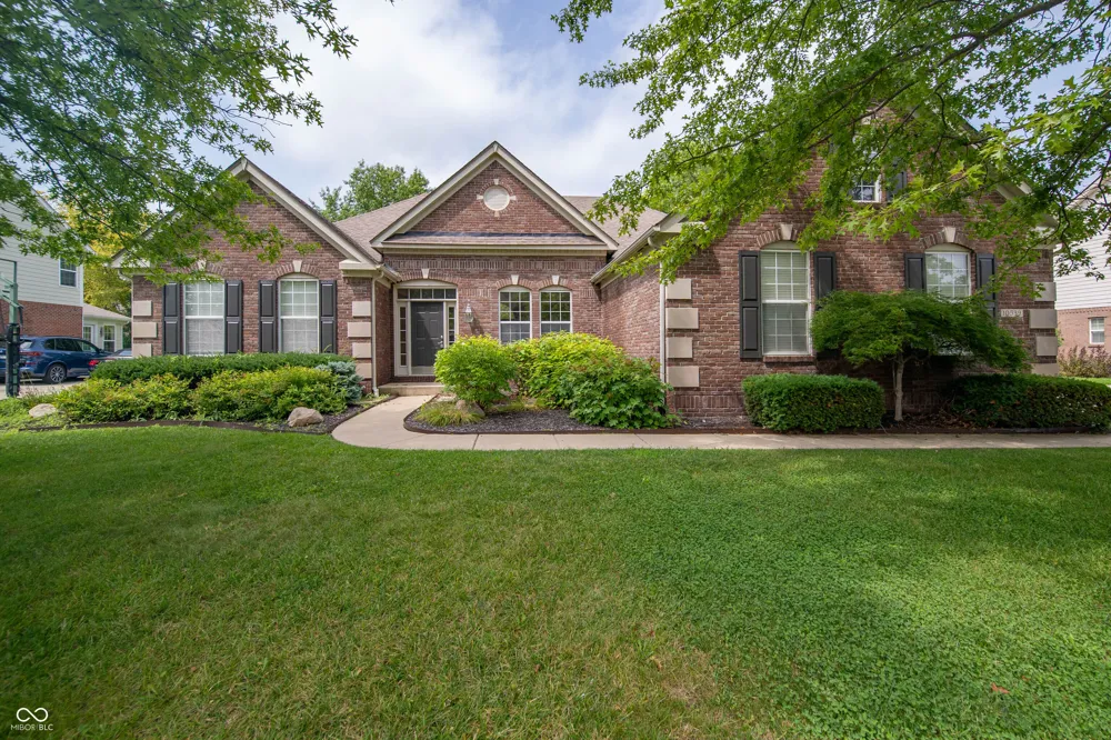 10539 Saddlestone Drive Fishers, IN 46040