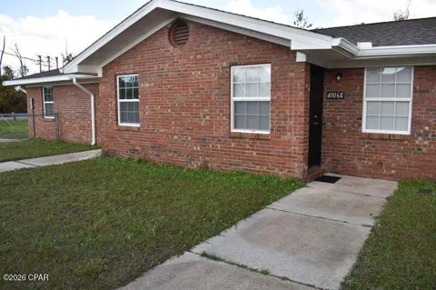 4006 E 11th Street #E