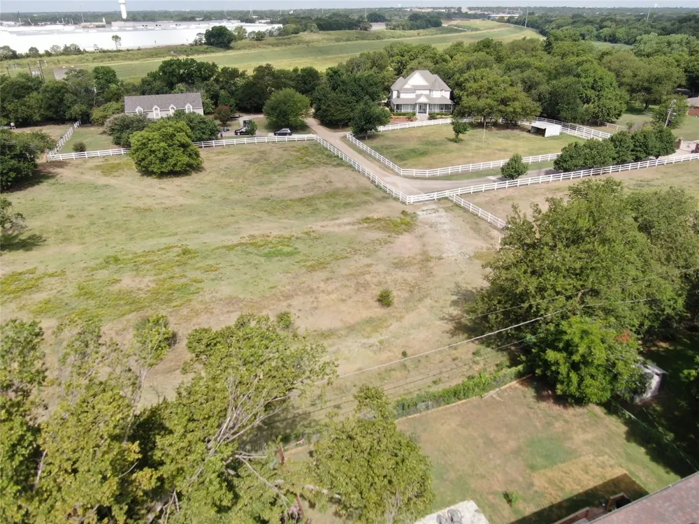 2600 Rosebud Lane Richland Hills, TX 76118