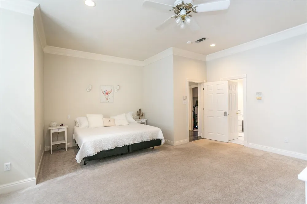 2600 Rosebud Lane Richland Hills, TX 76118