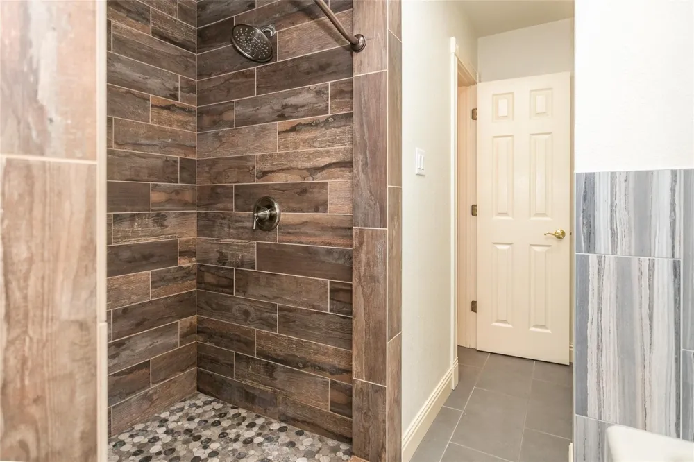 2600 Rosebud Lane Richland Hills, TX 76118
