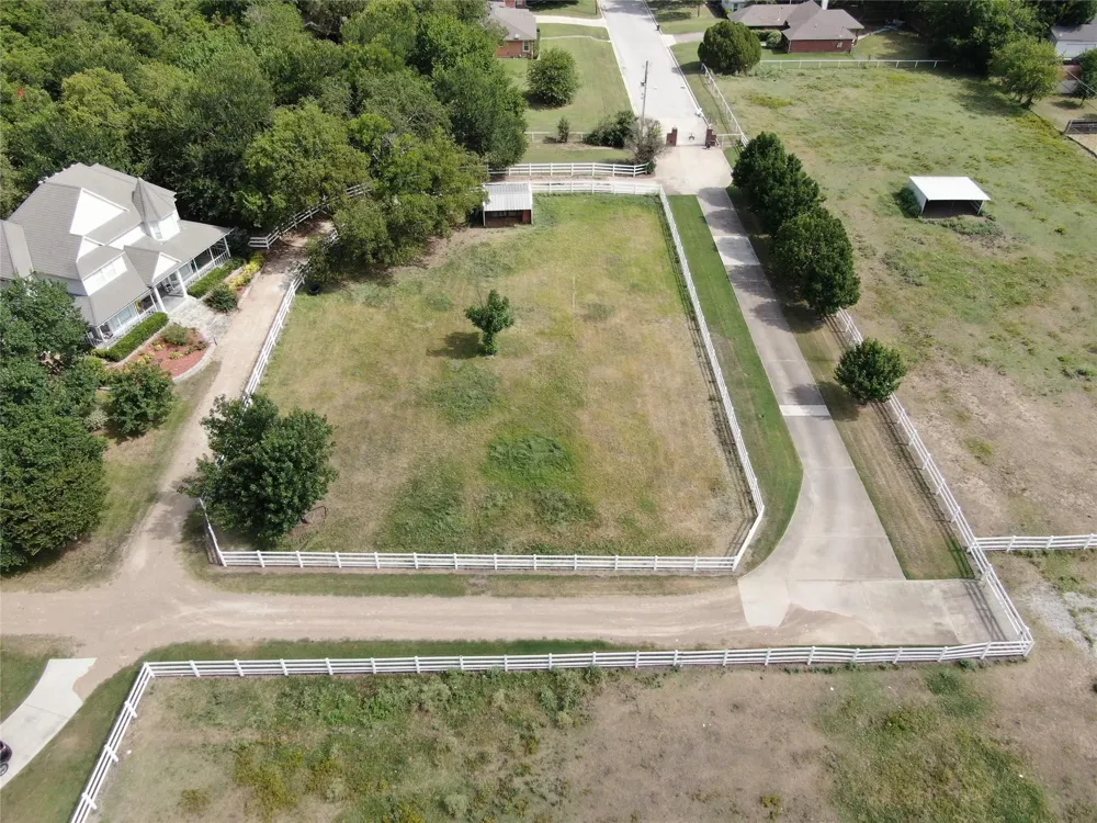 2600 Rosebud Lane Richland Hills, TX 76118