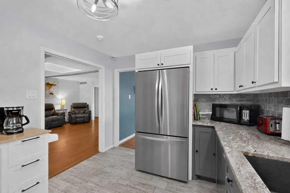 7611 El Pensador Drive Dallas, TX 75248