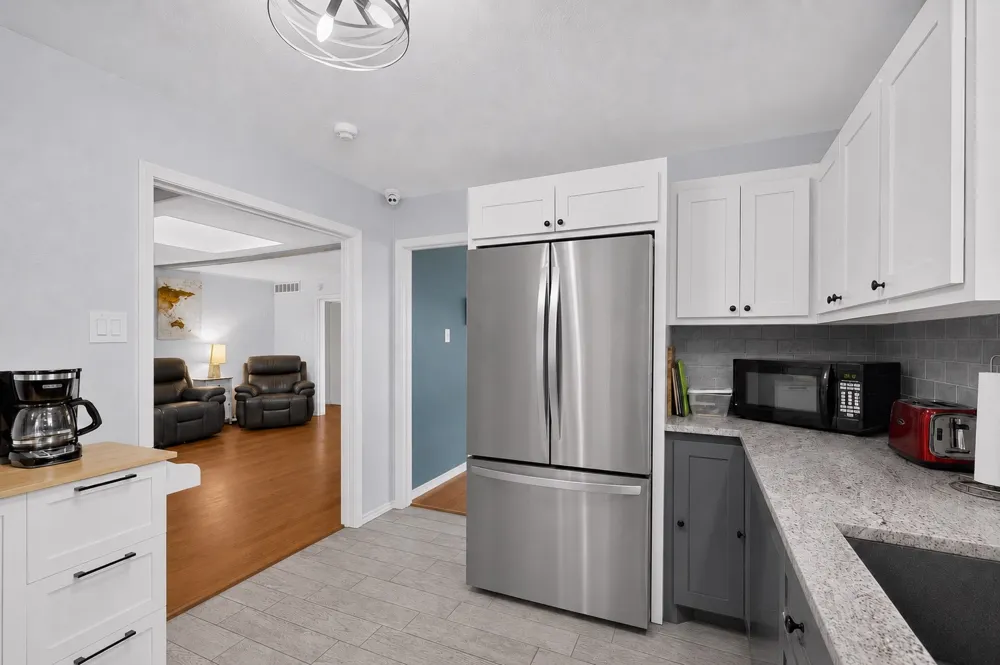 7611 El Pensador Drive Dallas, TX 75248